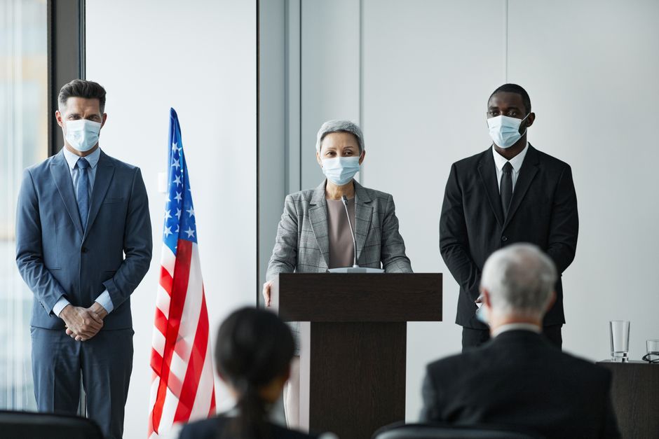 爱游戏体育_法国队赛前发布会 德尚携姆巴佩展望关键战