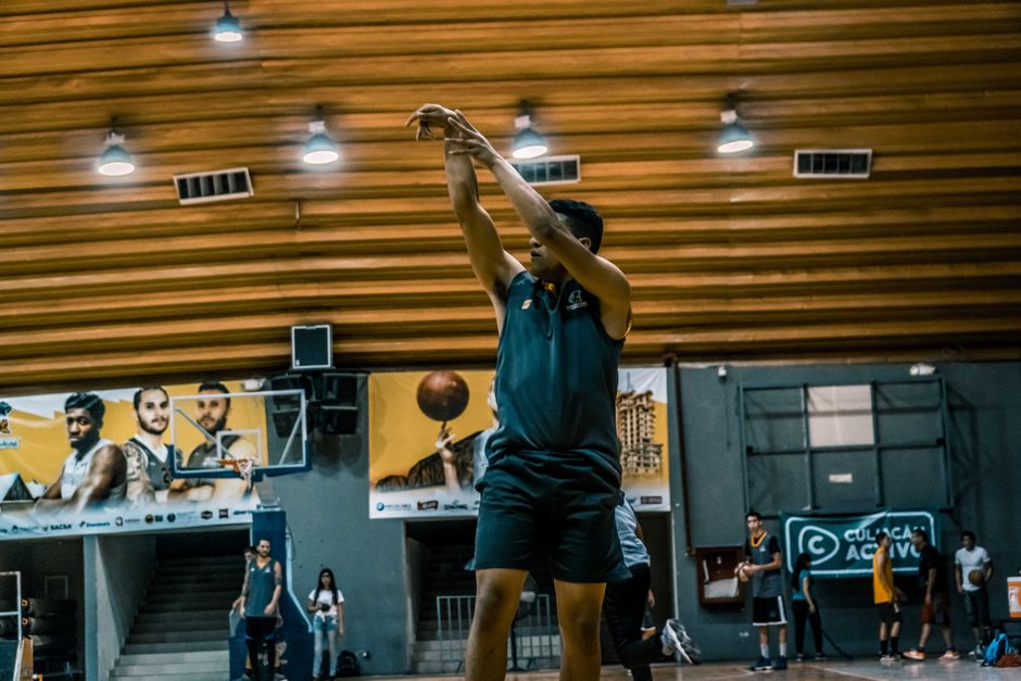爱游戏体育_NBA选秀大会:奇才摘迪班萨为状元 皮特森成榜眼